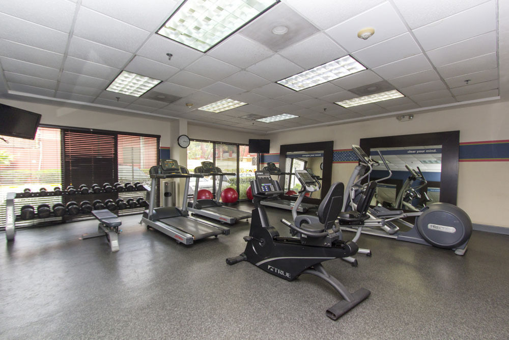 Hampton Inn Monterrey-Airport Apodaca Ngoại thất bức ảnh