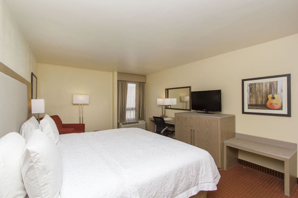 Hampton Inn Monterrey-Airport Apodaca Ngoại thất bức ảnh